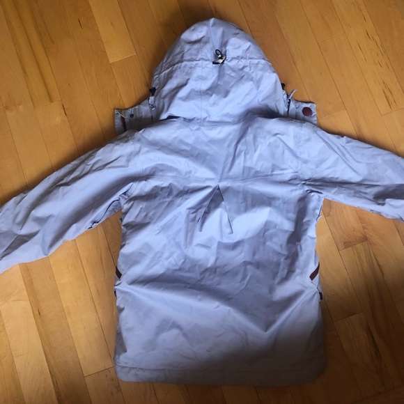 Snowboard / Ski Jacket - Picture 4 of 6